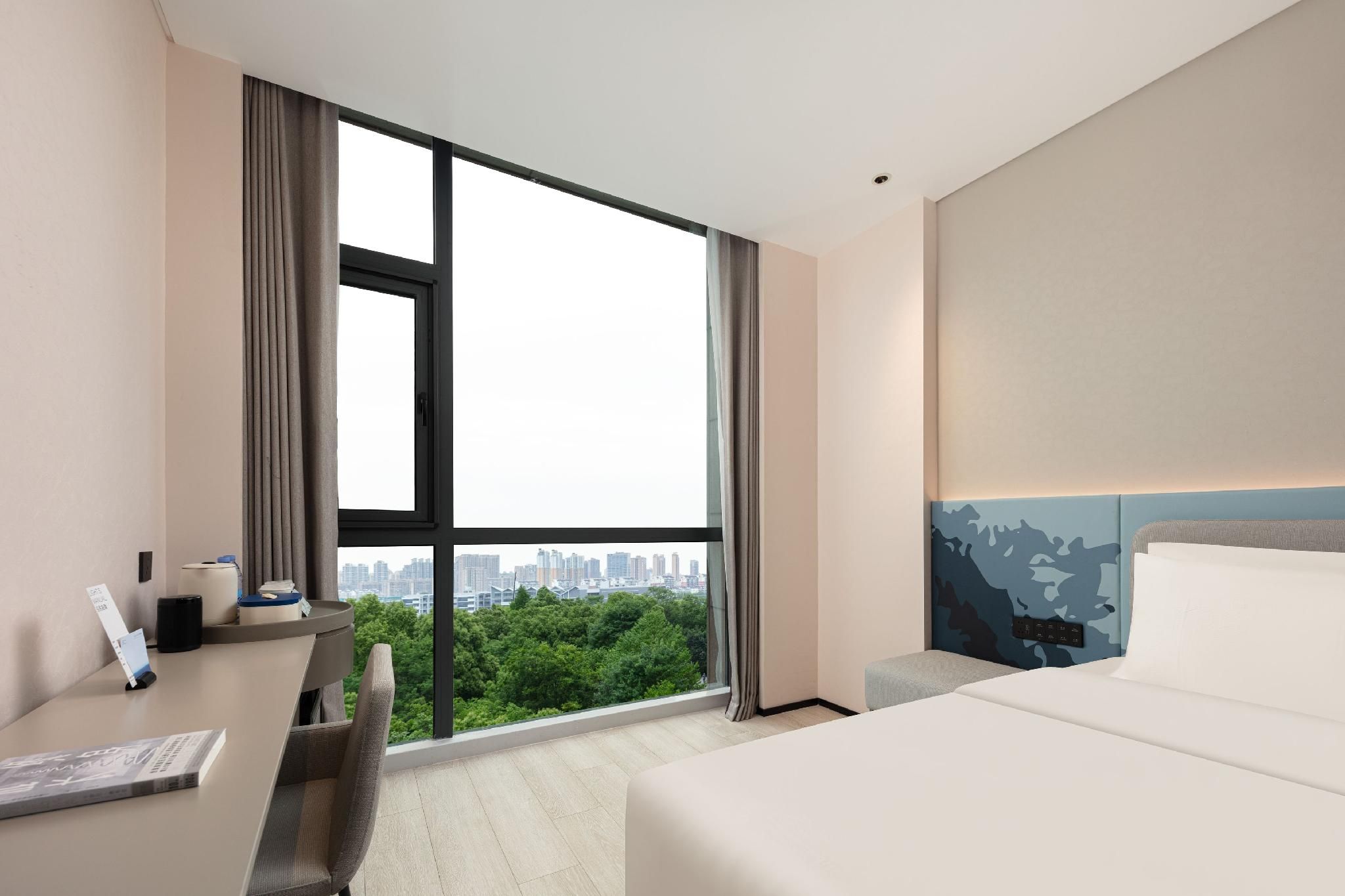 Select Twin Room