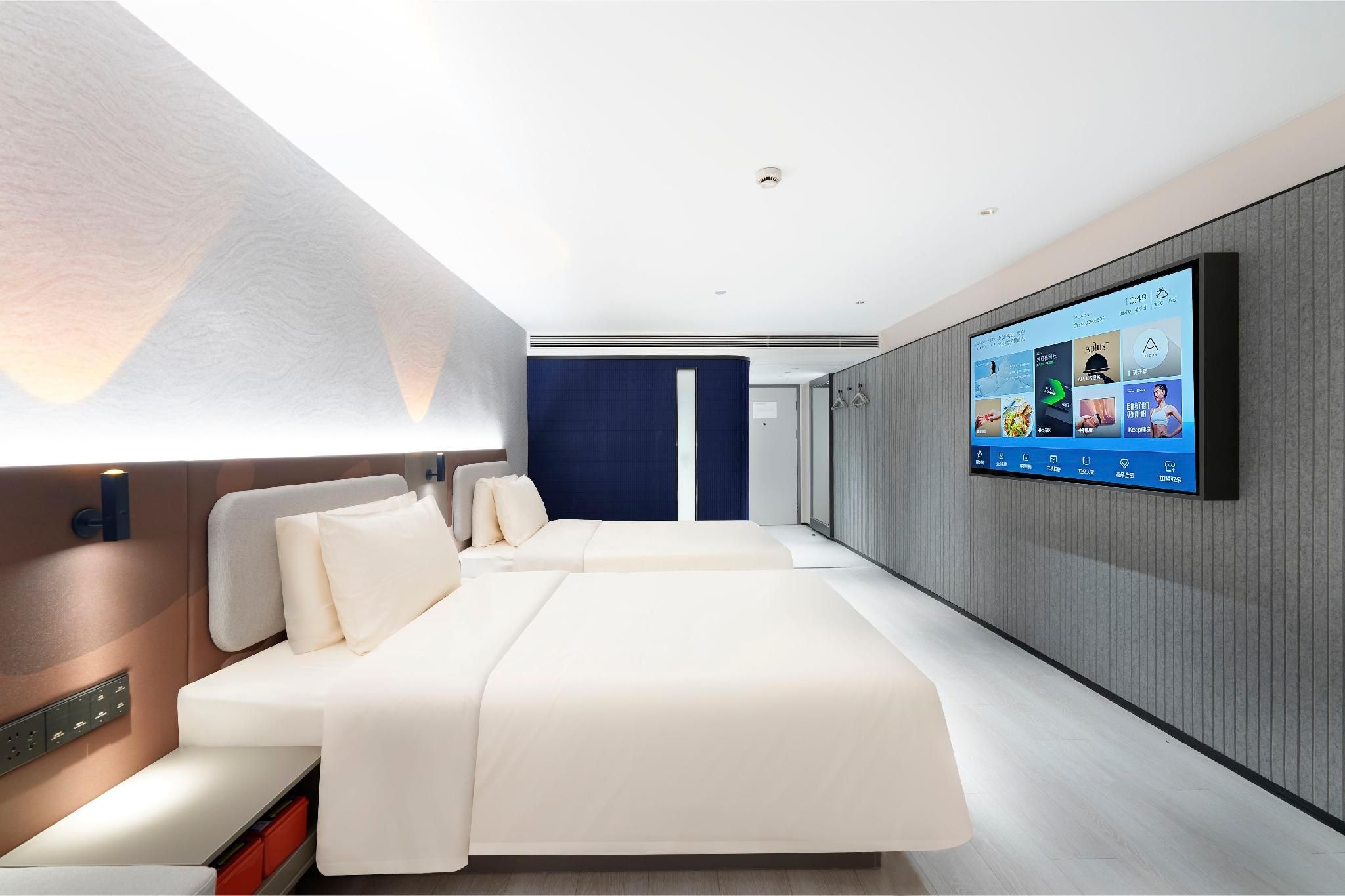 Standard Twin Bed Room