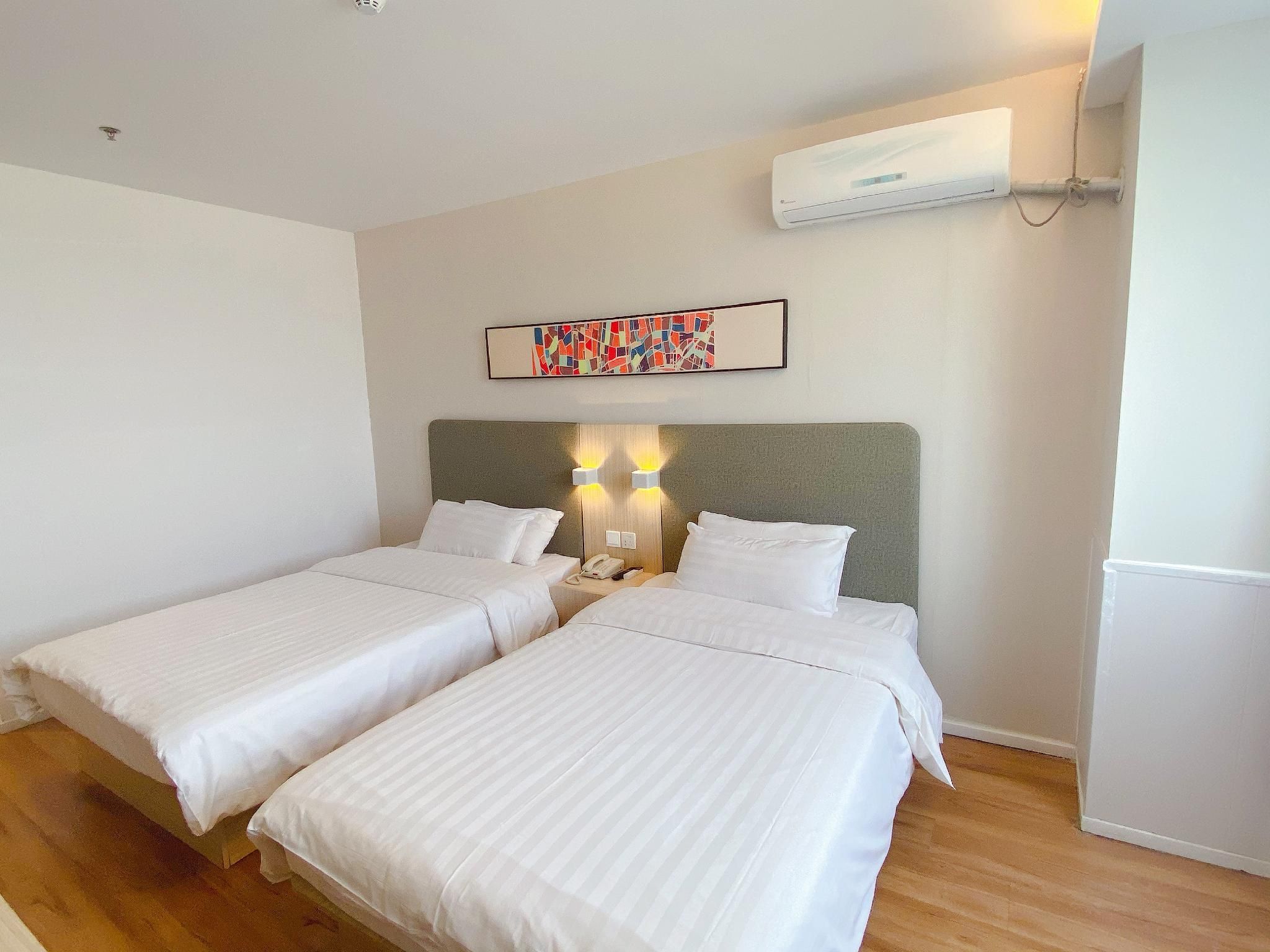Huazhu - Twin Room