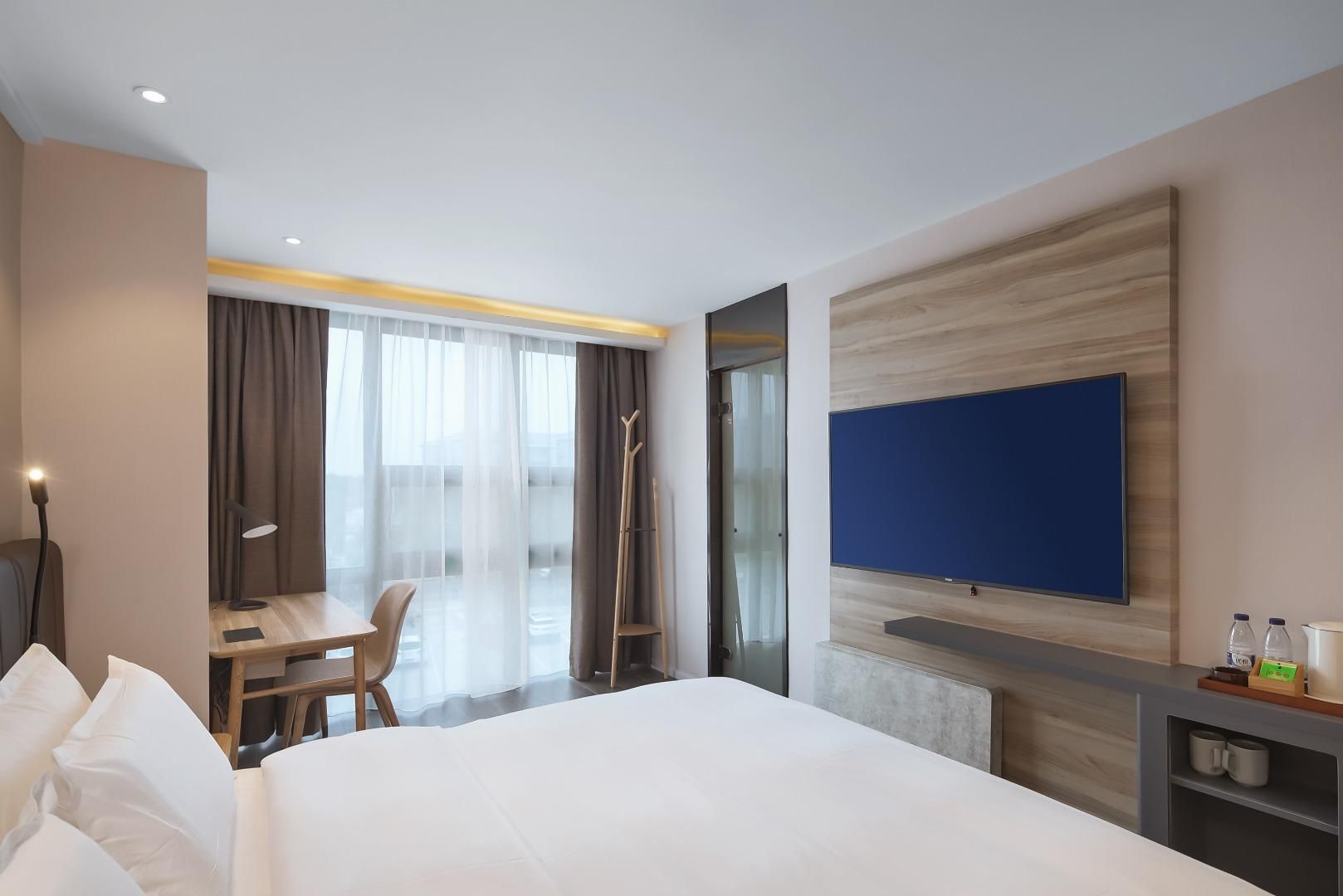 Superior Room Queen