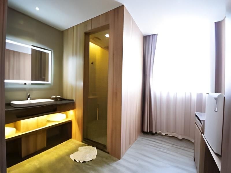Jinjiang - Feng Ya Business