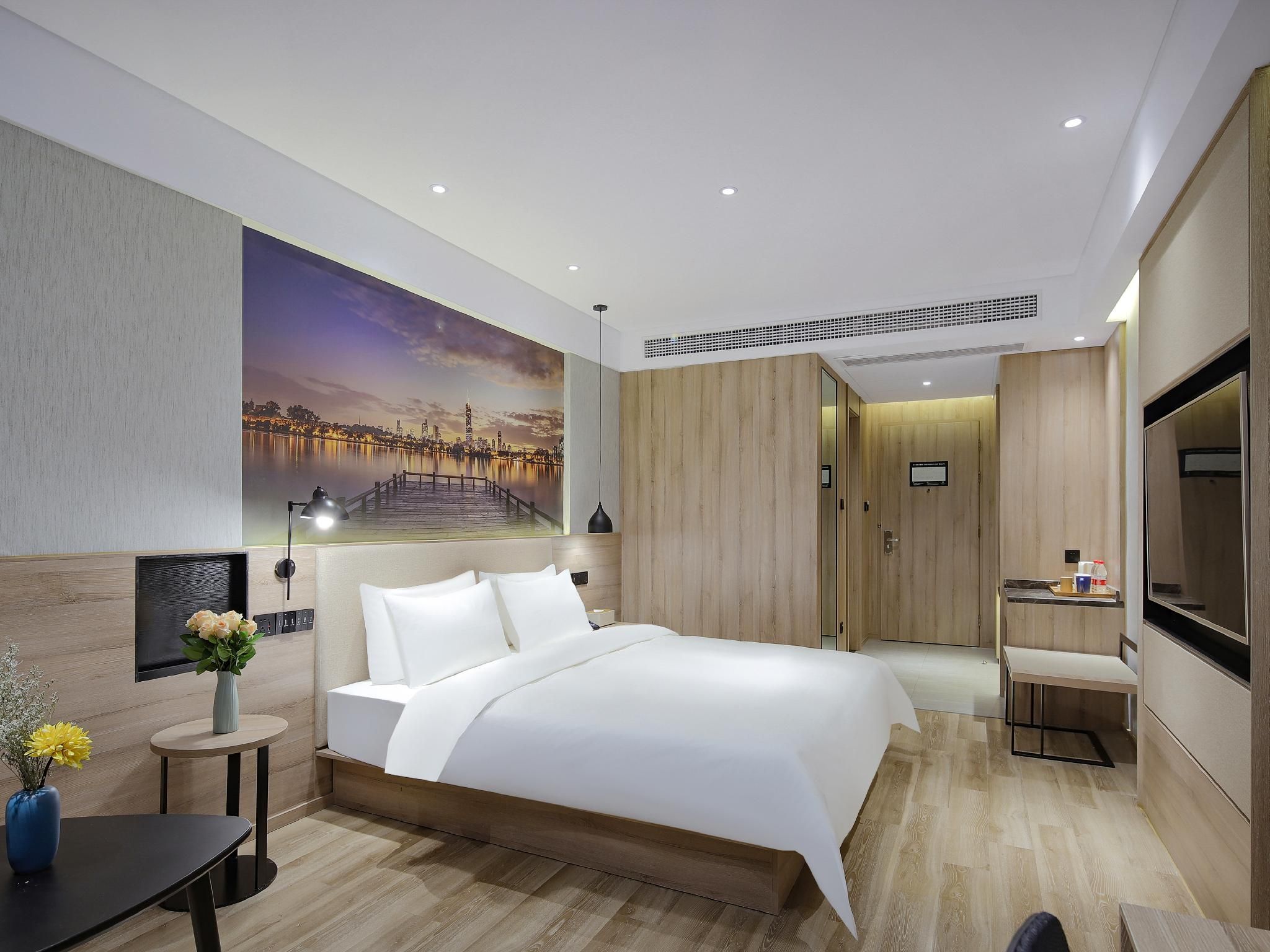 Huazhu - Superior BedRoom