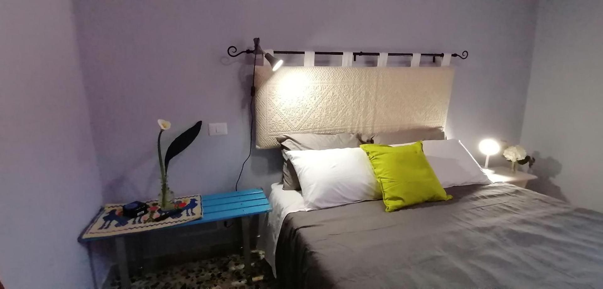 Deluxe Room (2 Adults + 1 Child)