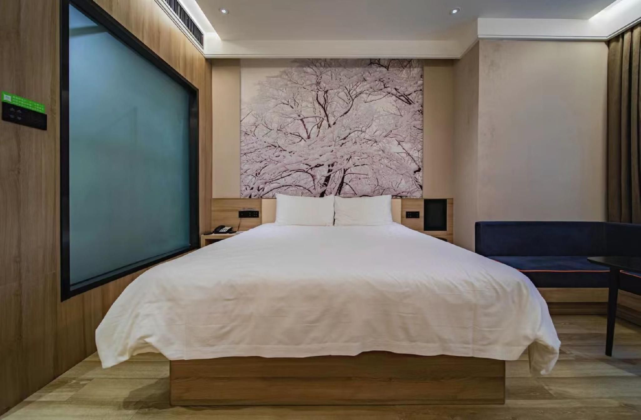 Huazhu - Superior BedRoom