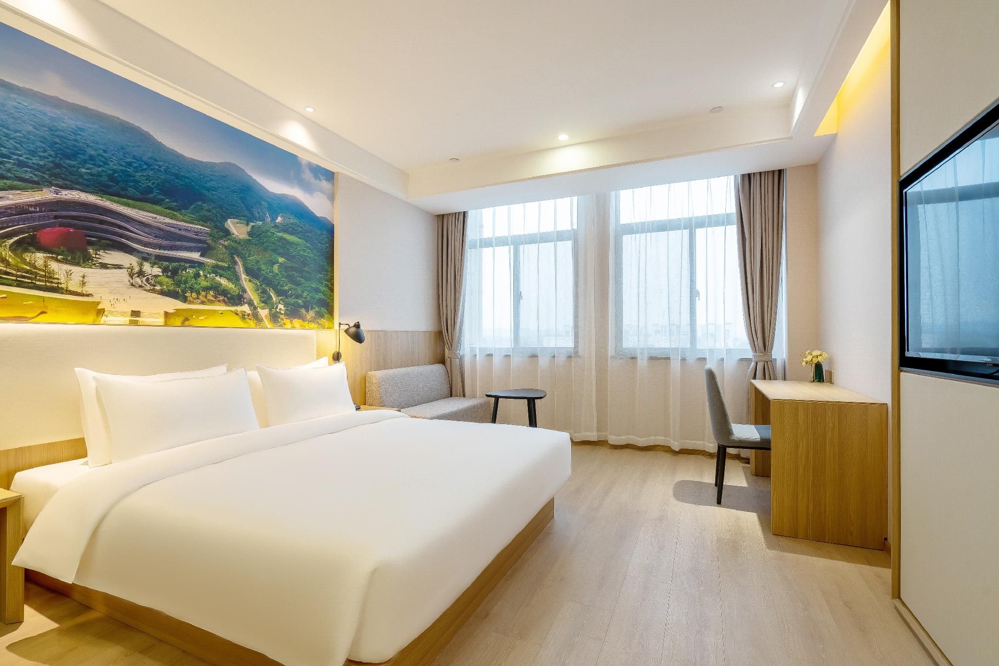 Huazhu - Superior BedRoom