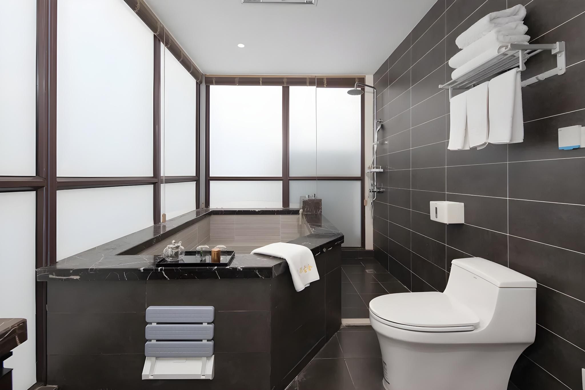 Private Suite