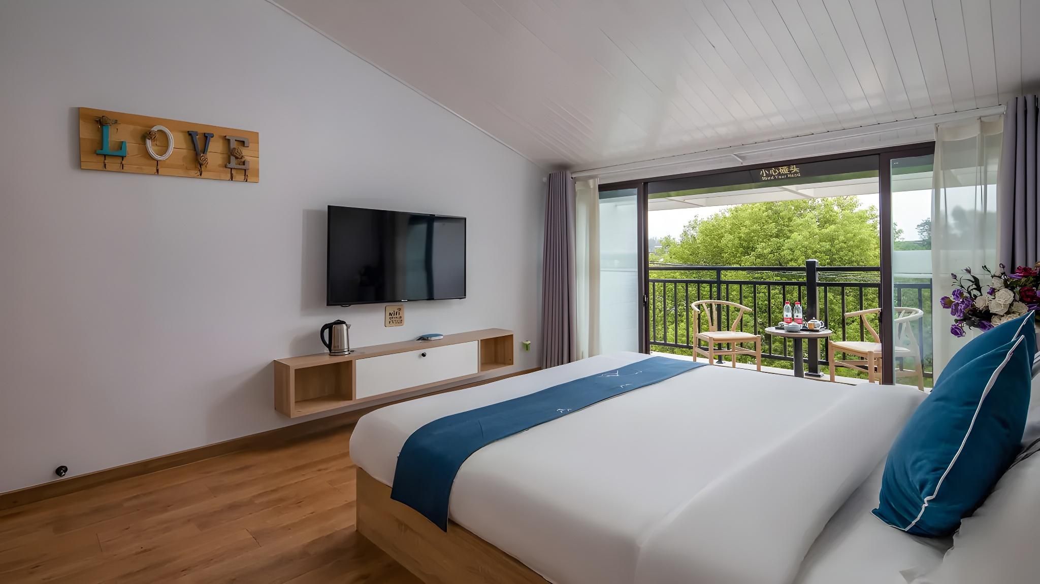 Courtyard View Double Room