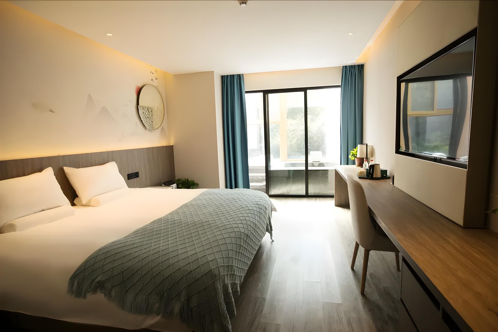 Terrace View King Room