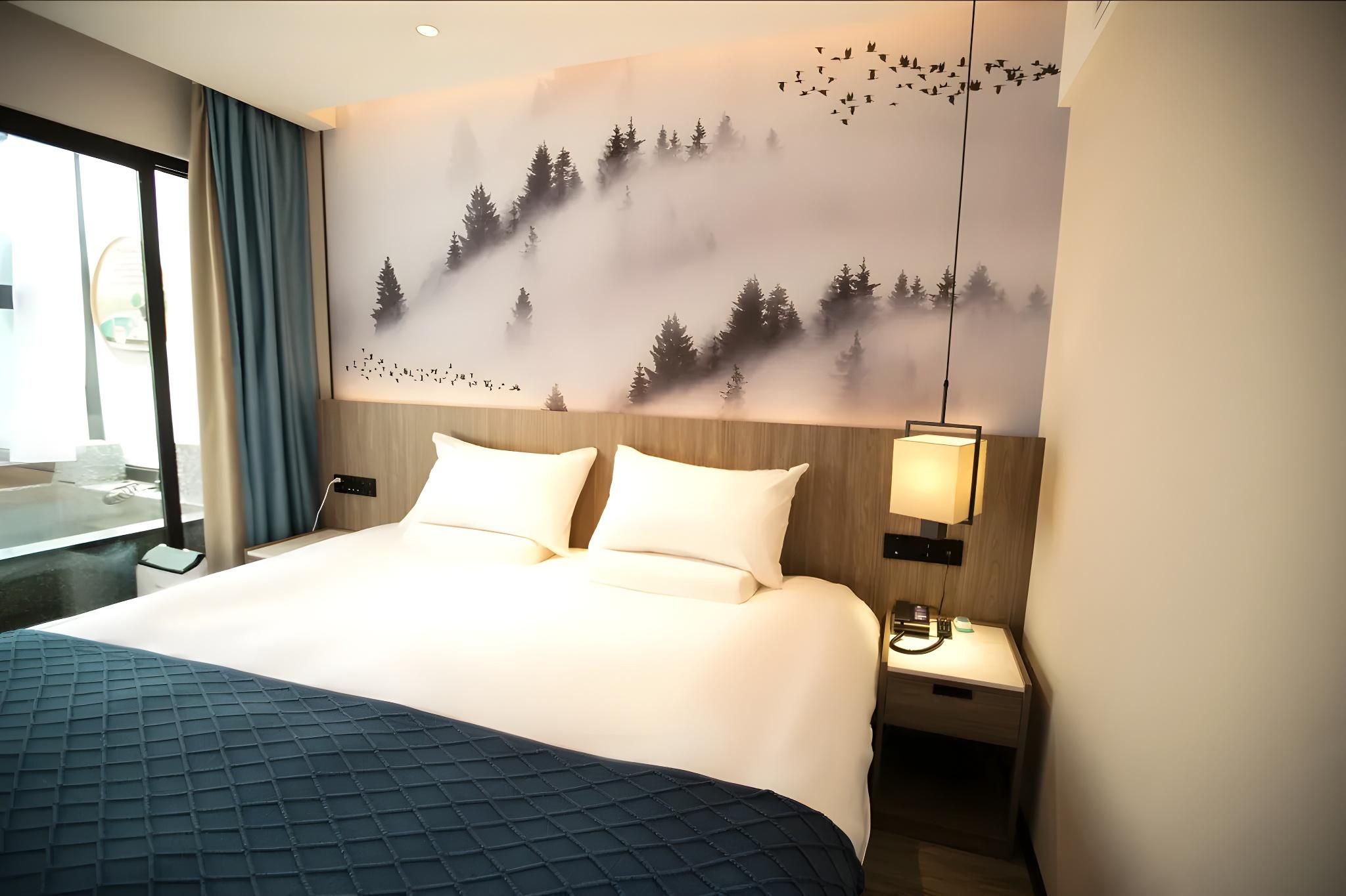 Big Room