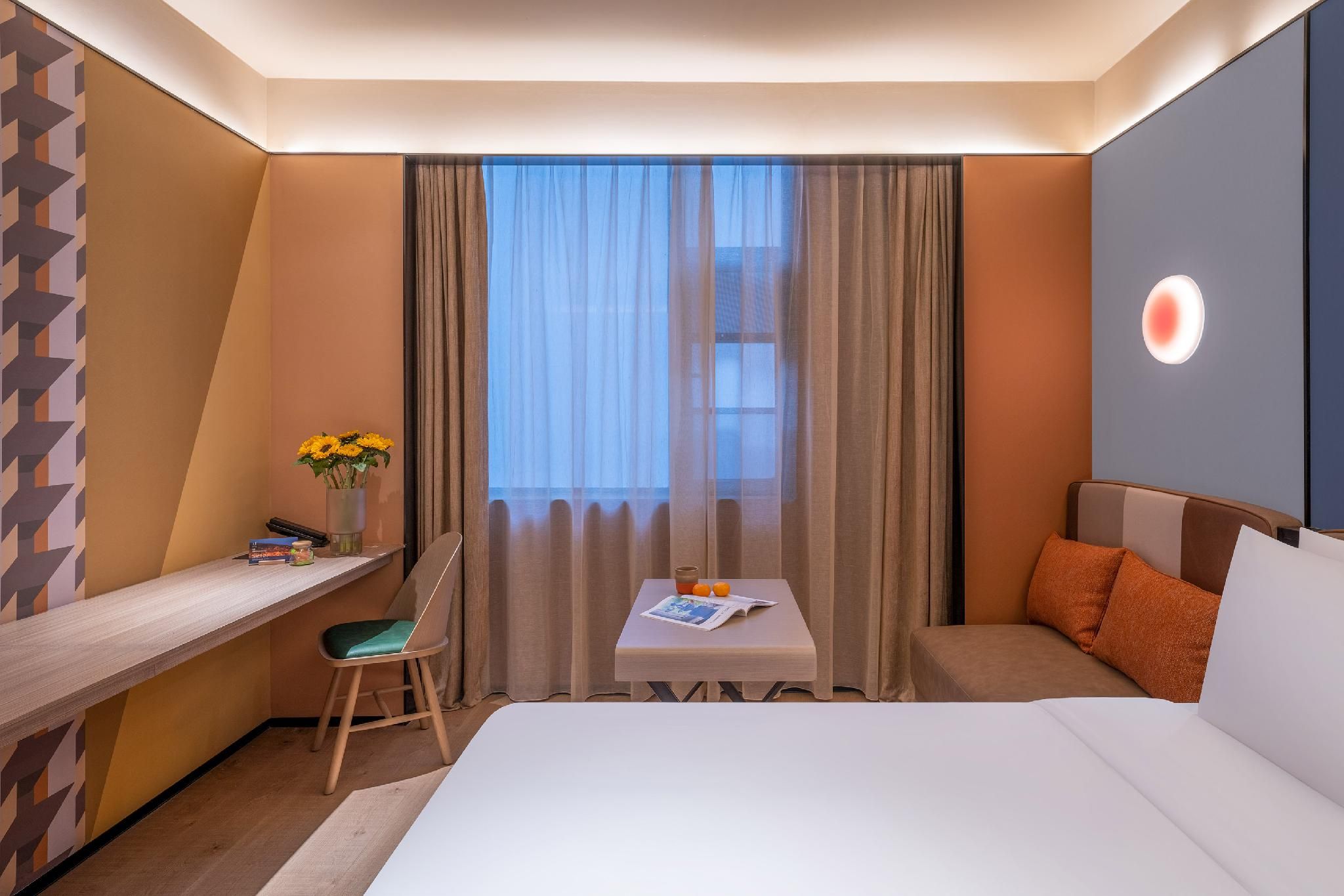 Huazhu - Superior BedRoom
