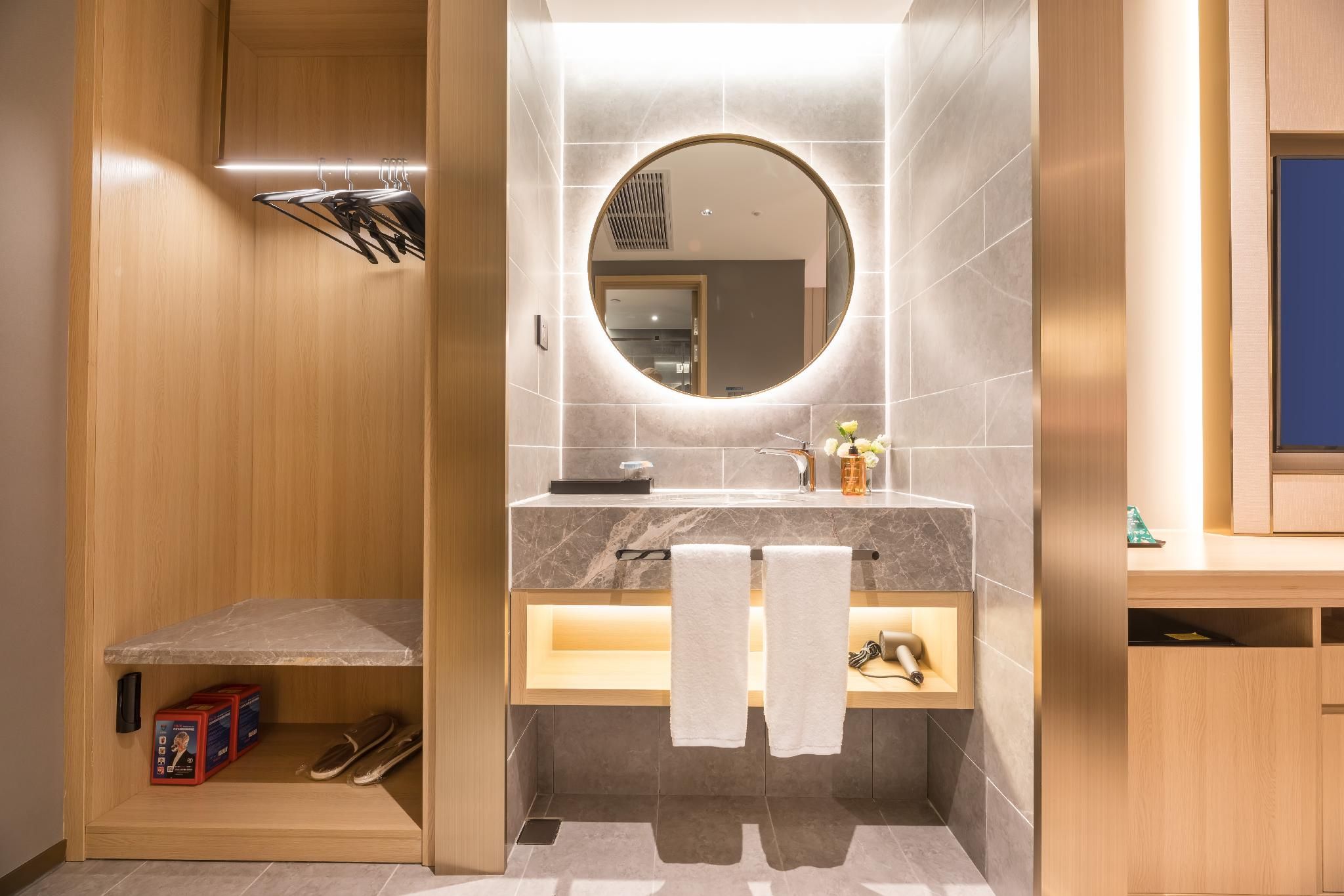 Huazhu - Yueruo Liujin Superior Twin Room