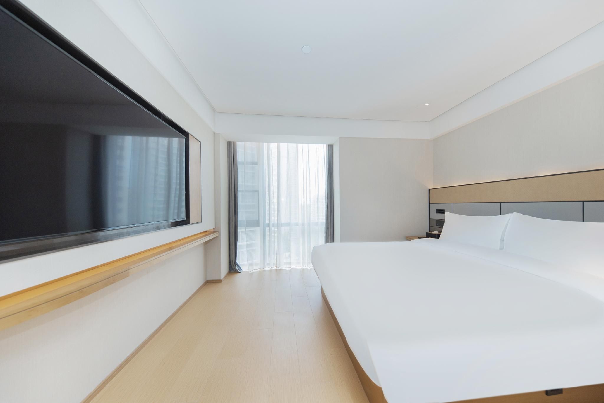 Business Queen Bed Room