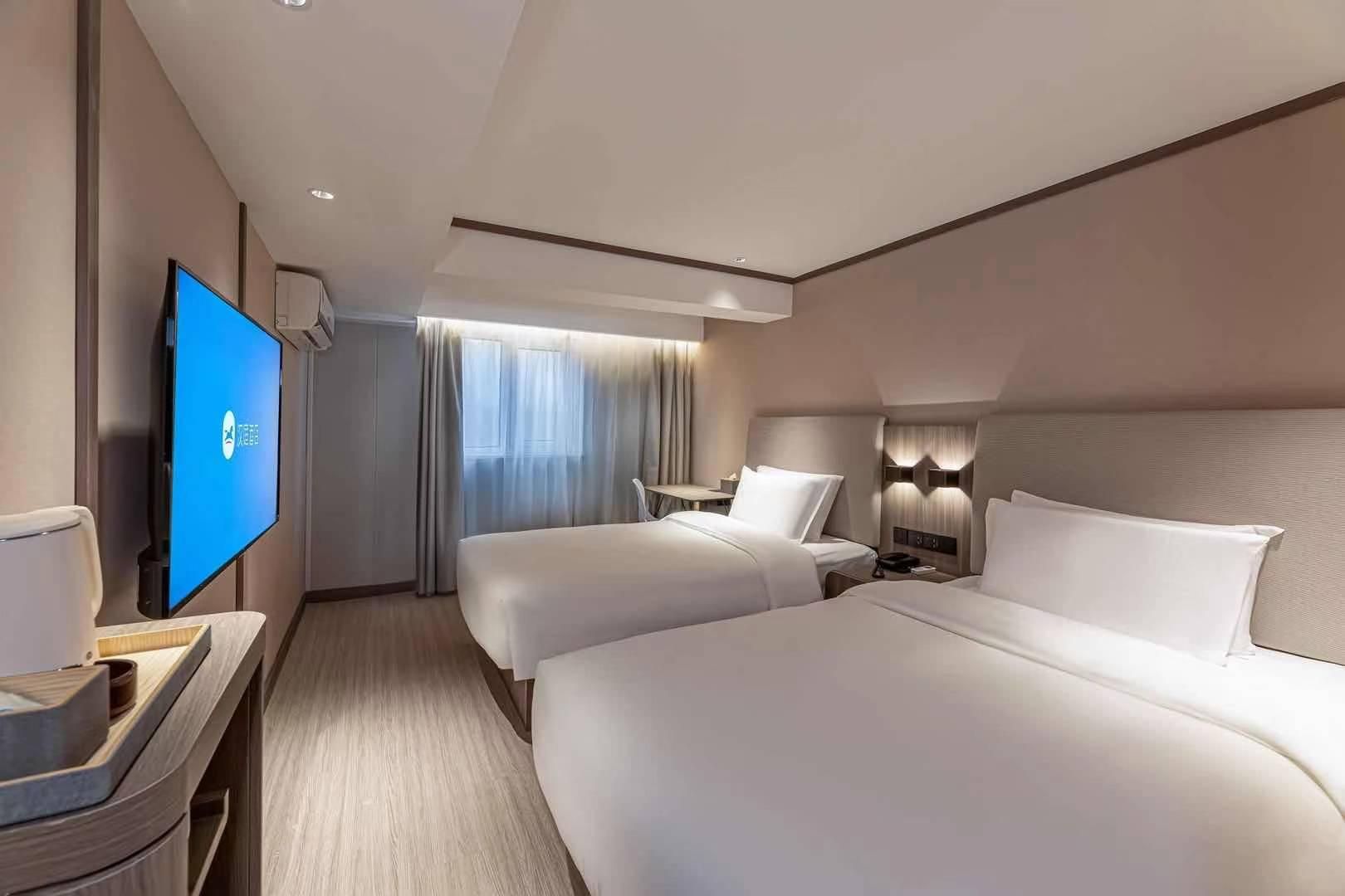 Twin Business Room