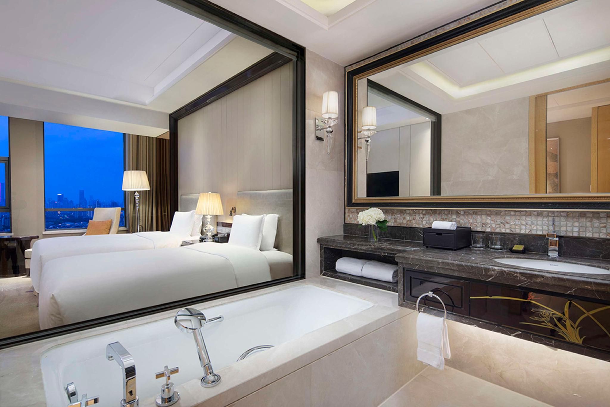 Twin Hilton Executive With Lounge Access