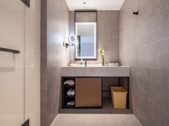 Jimu Double Room with City View