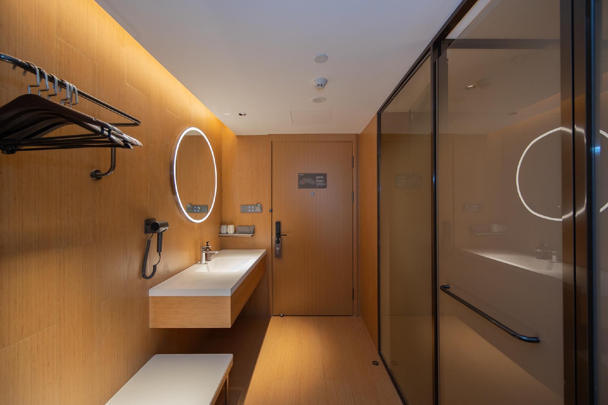 Twin Business Room
