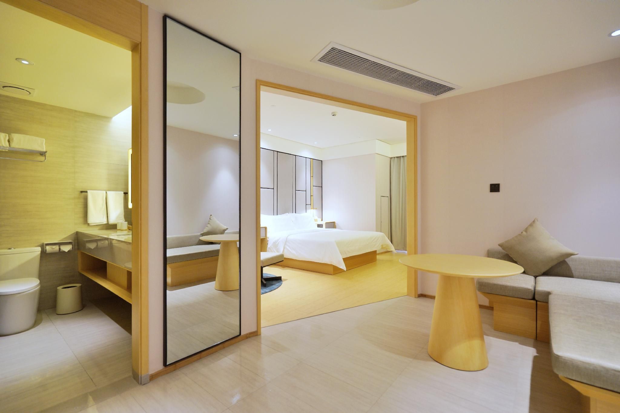 Huazhu - Superior BedRoom