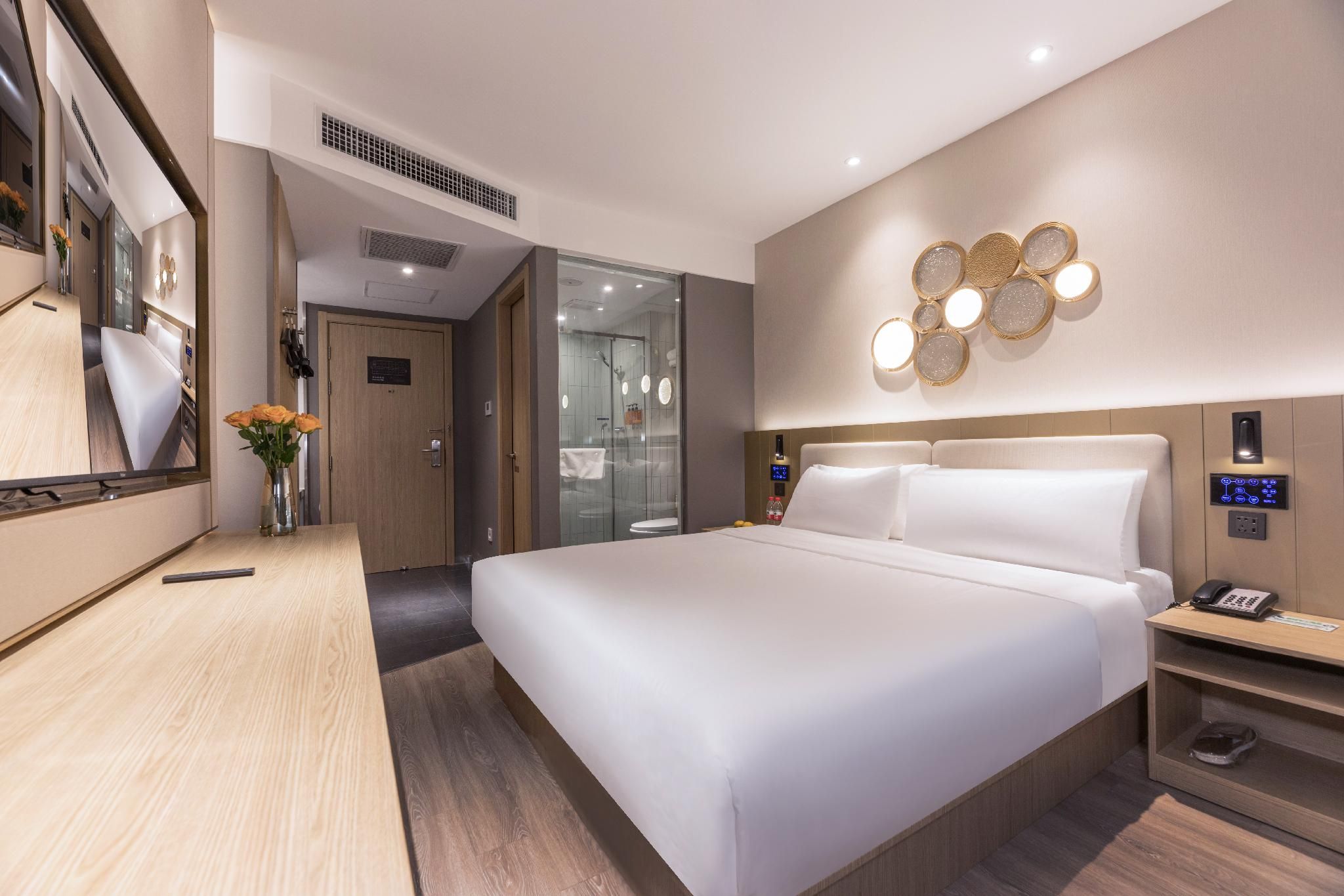 Huazhu - Superior BedRoom