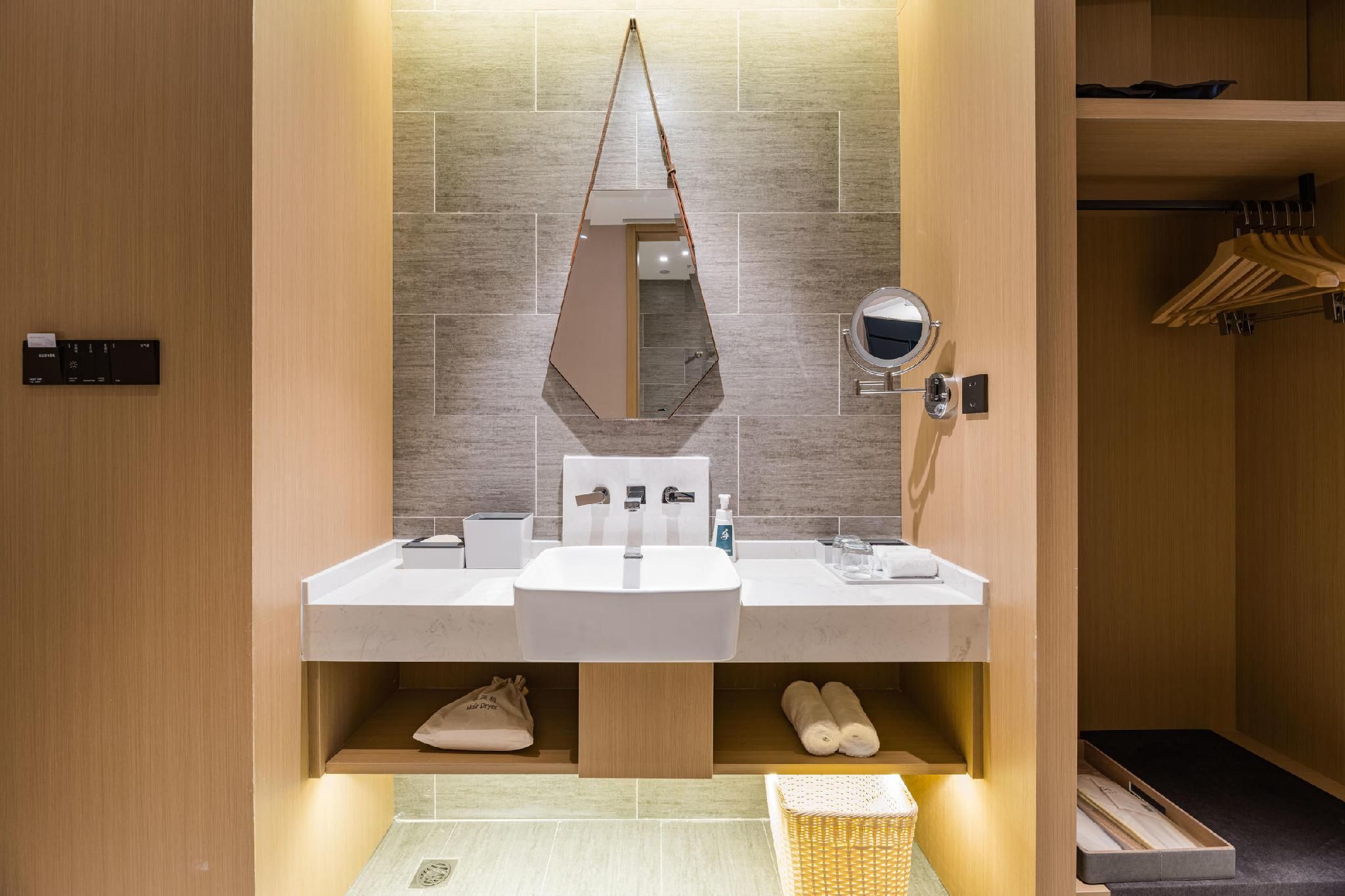 Twin Executive Room