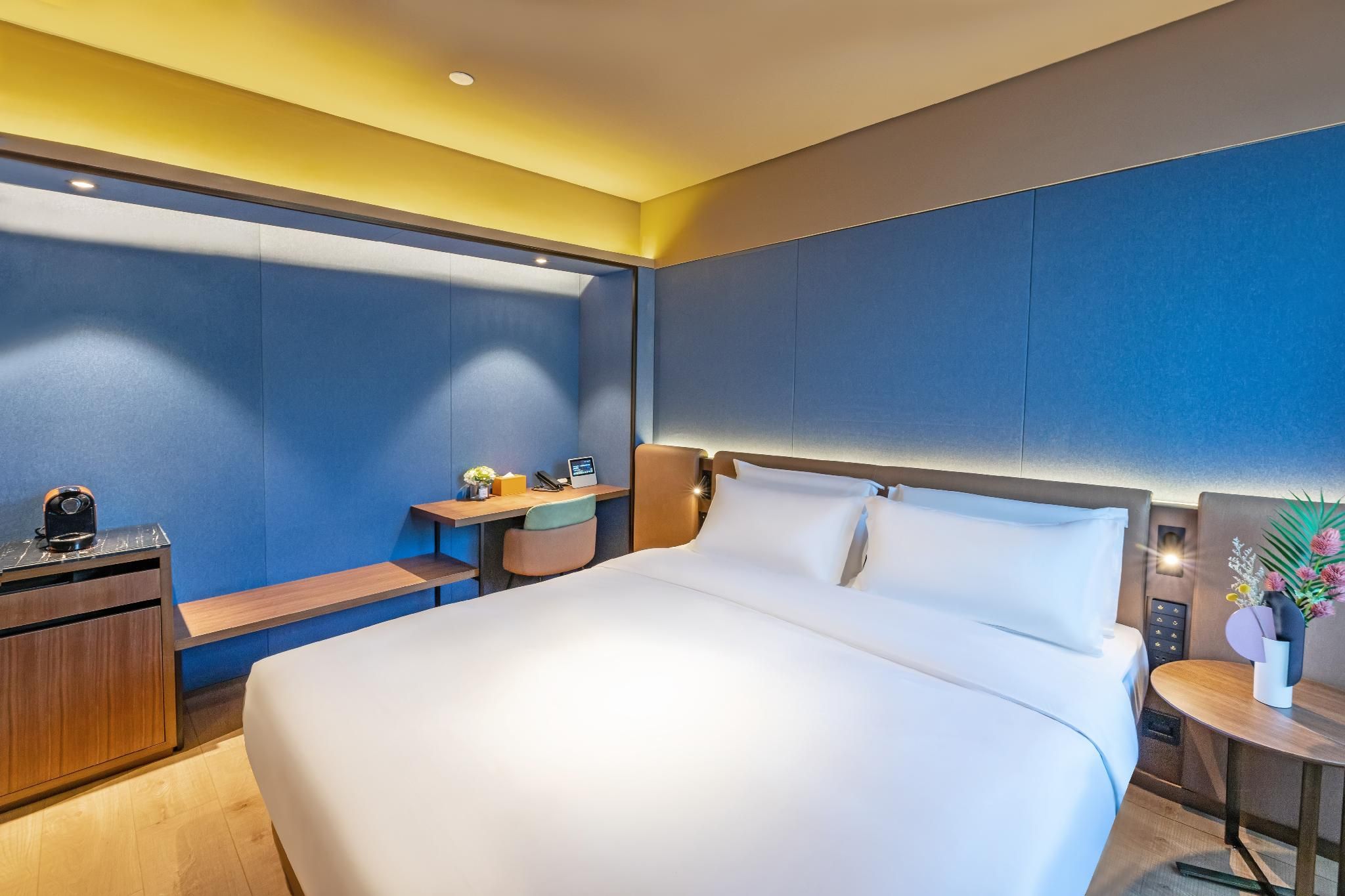 Select Bed Room