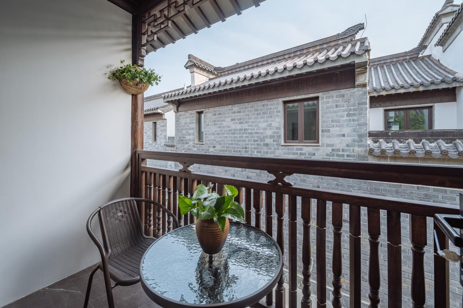 Terrace View King Room