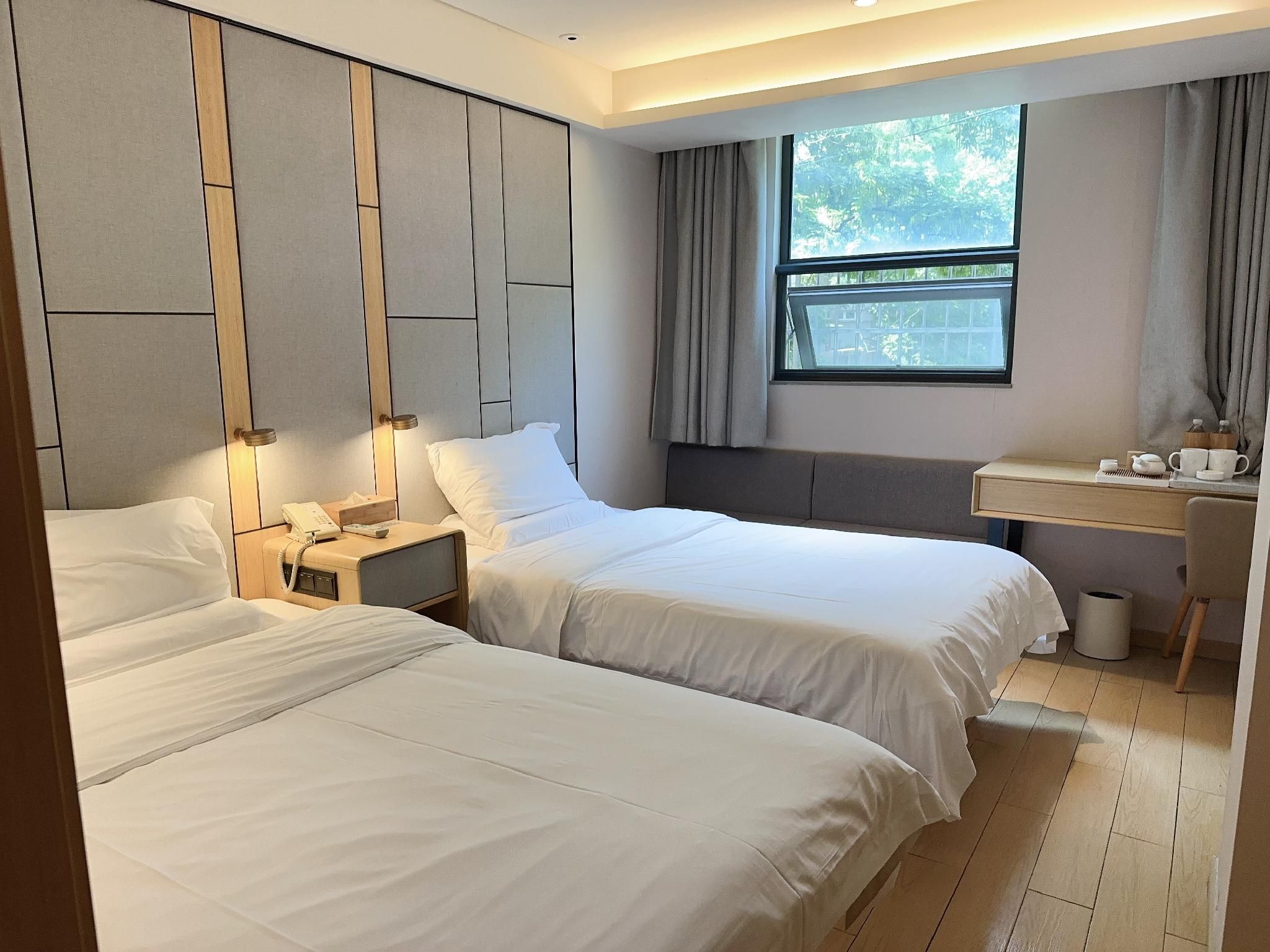 Deluxe Two-Bedroom Suite