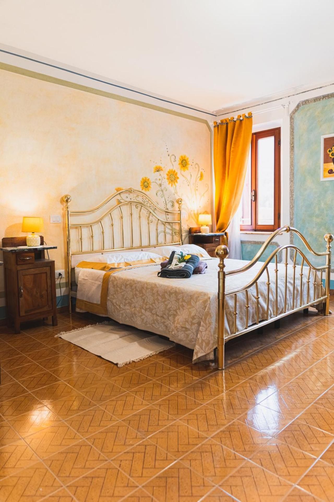 Double Room with Mountain View