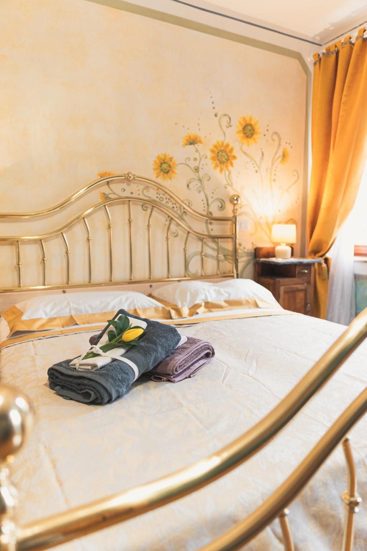 Double Room with Mountain View