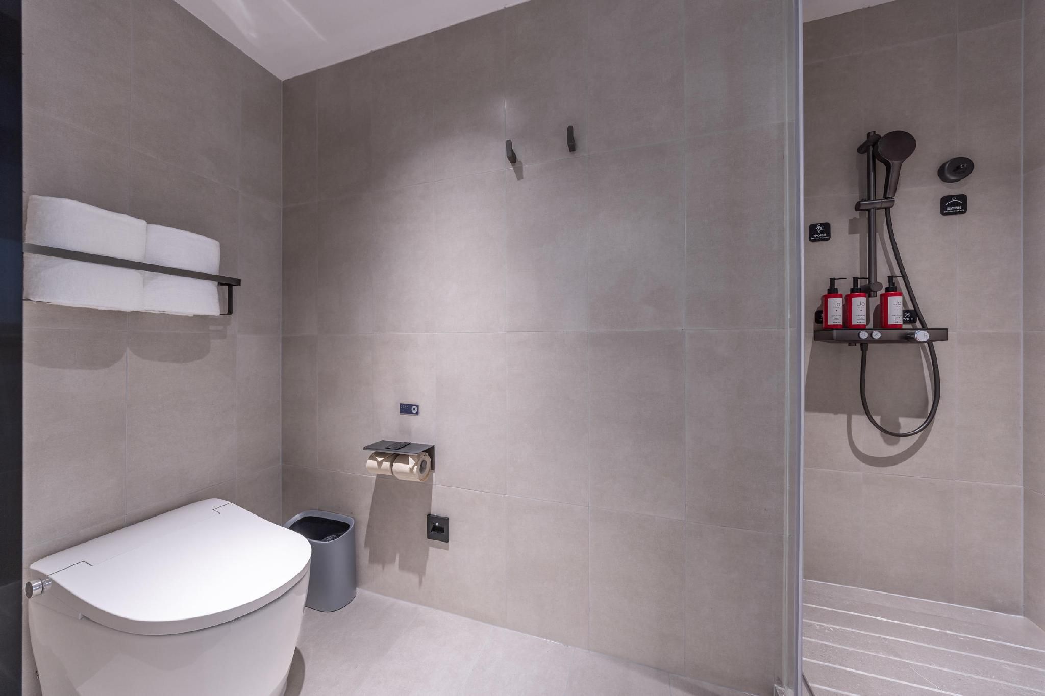 Select Twin Room