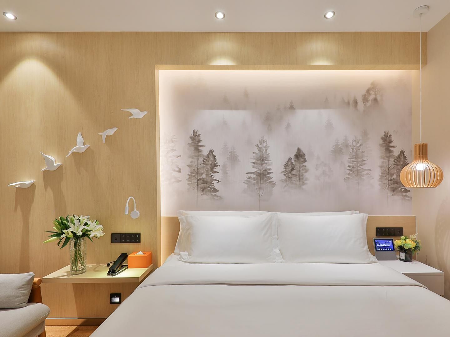 Huazhu - Deluxe Bed Room