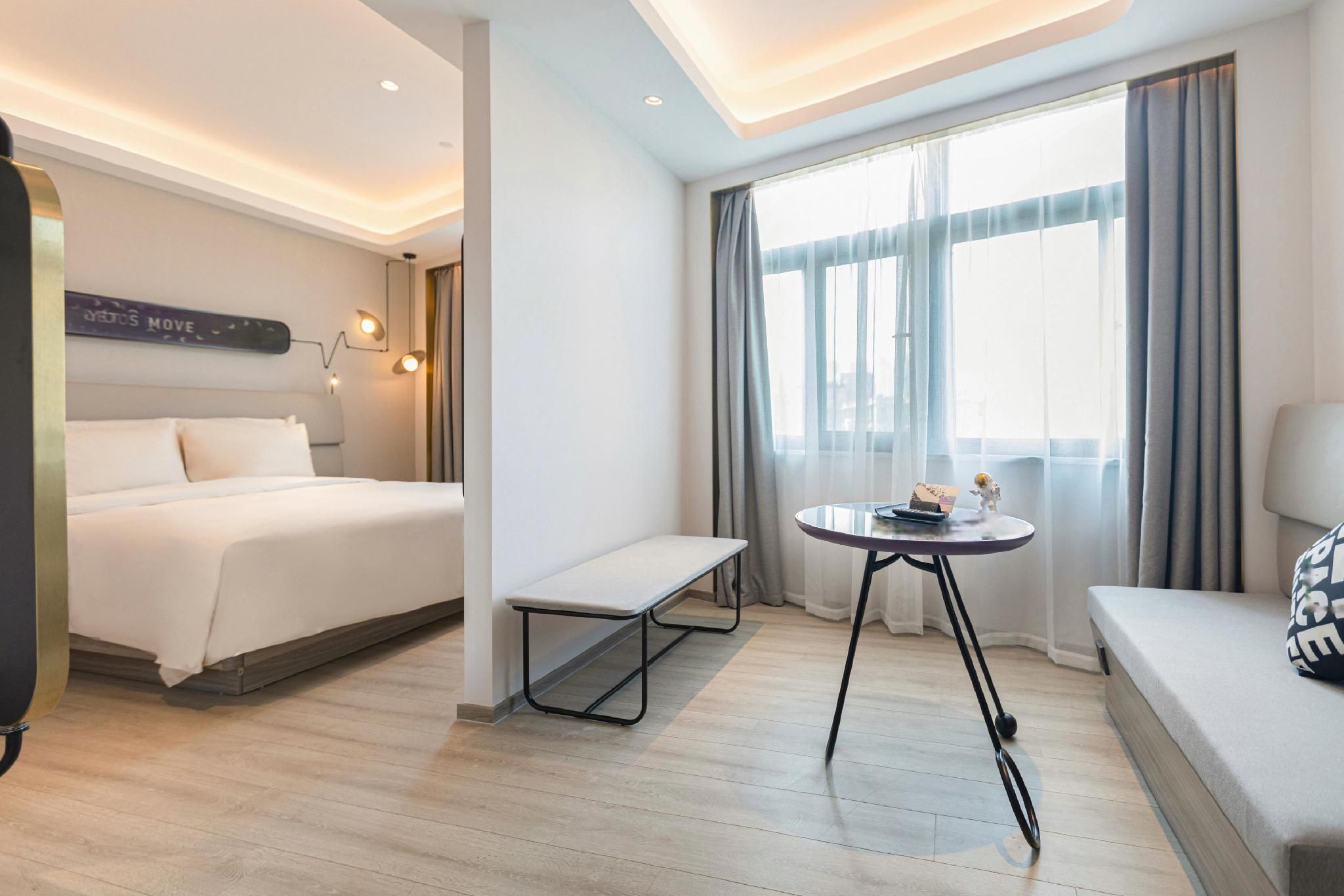 Light Enjoyment Suite