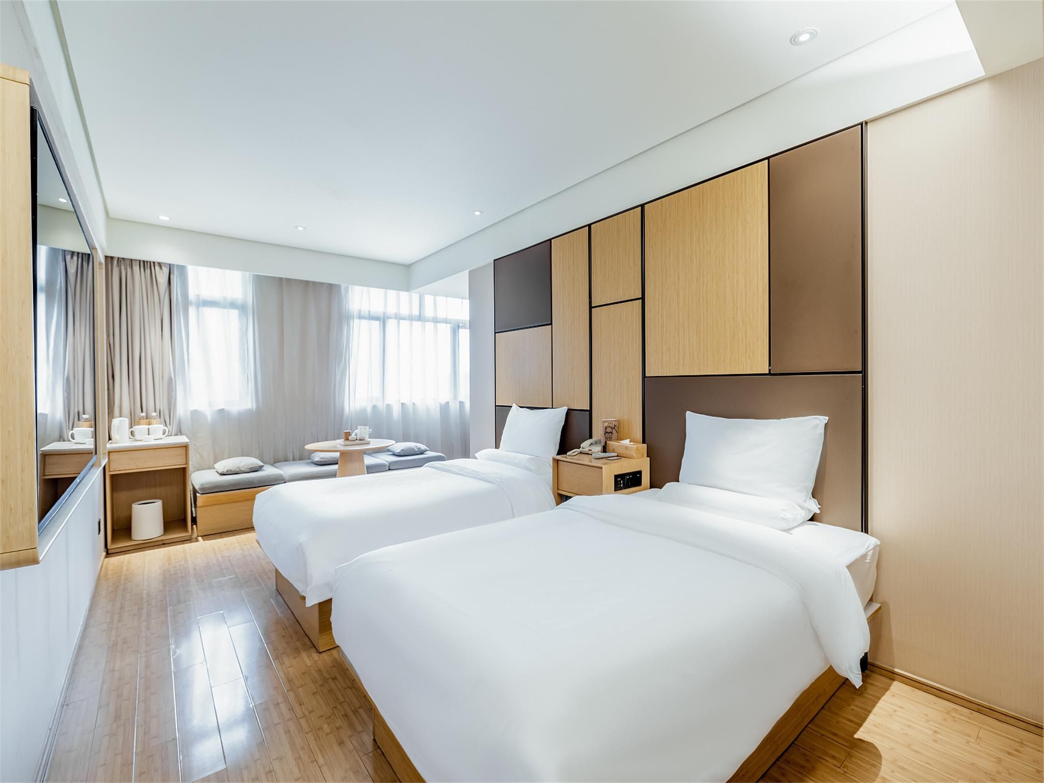 Twin Business Room