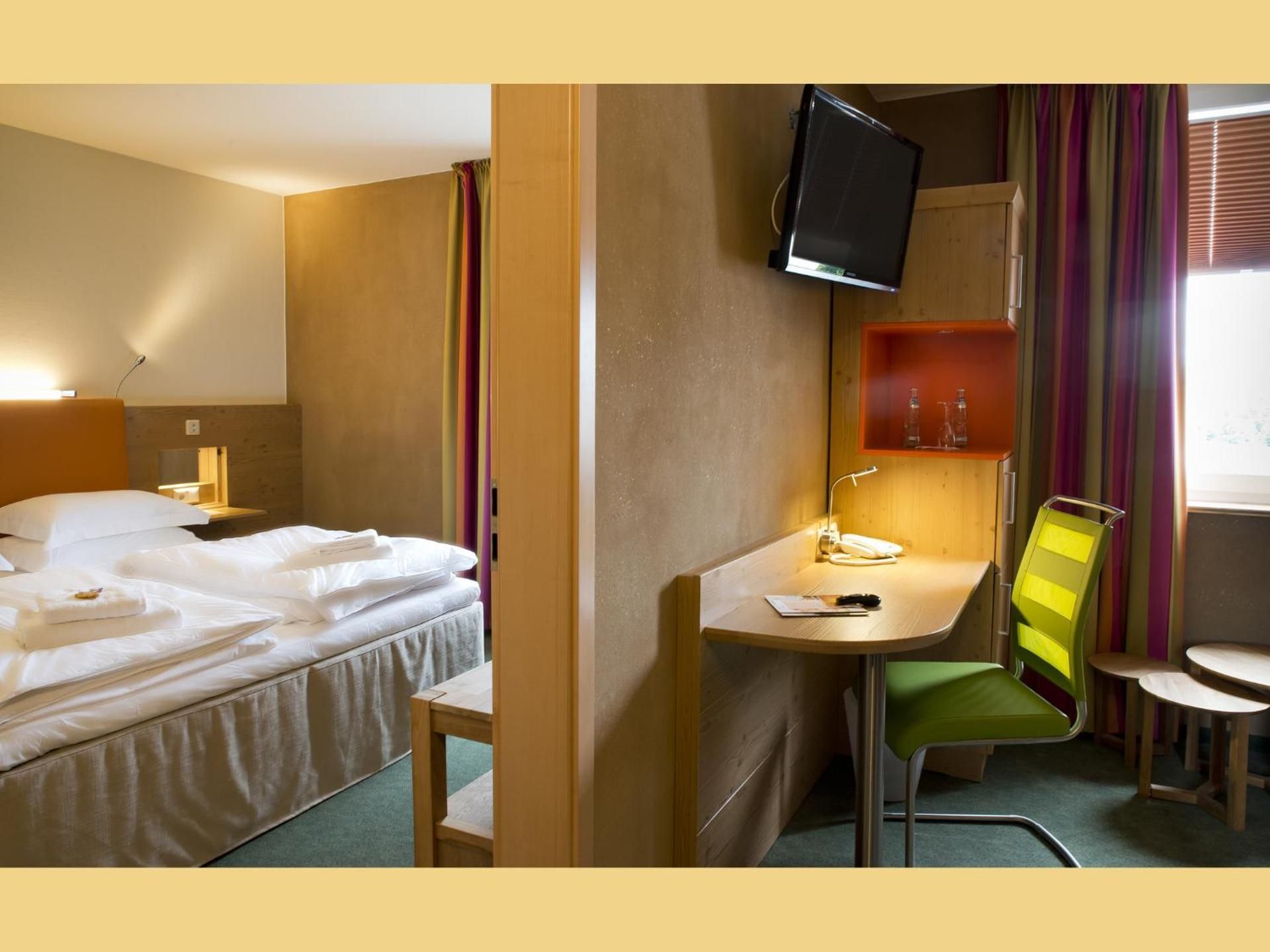 Large Double Room