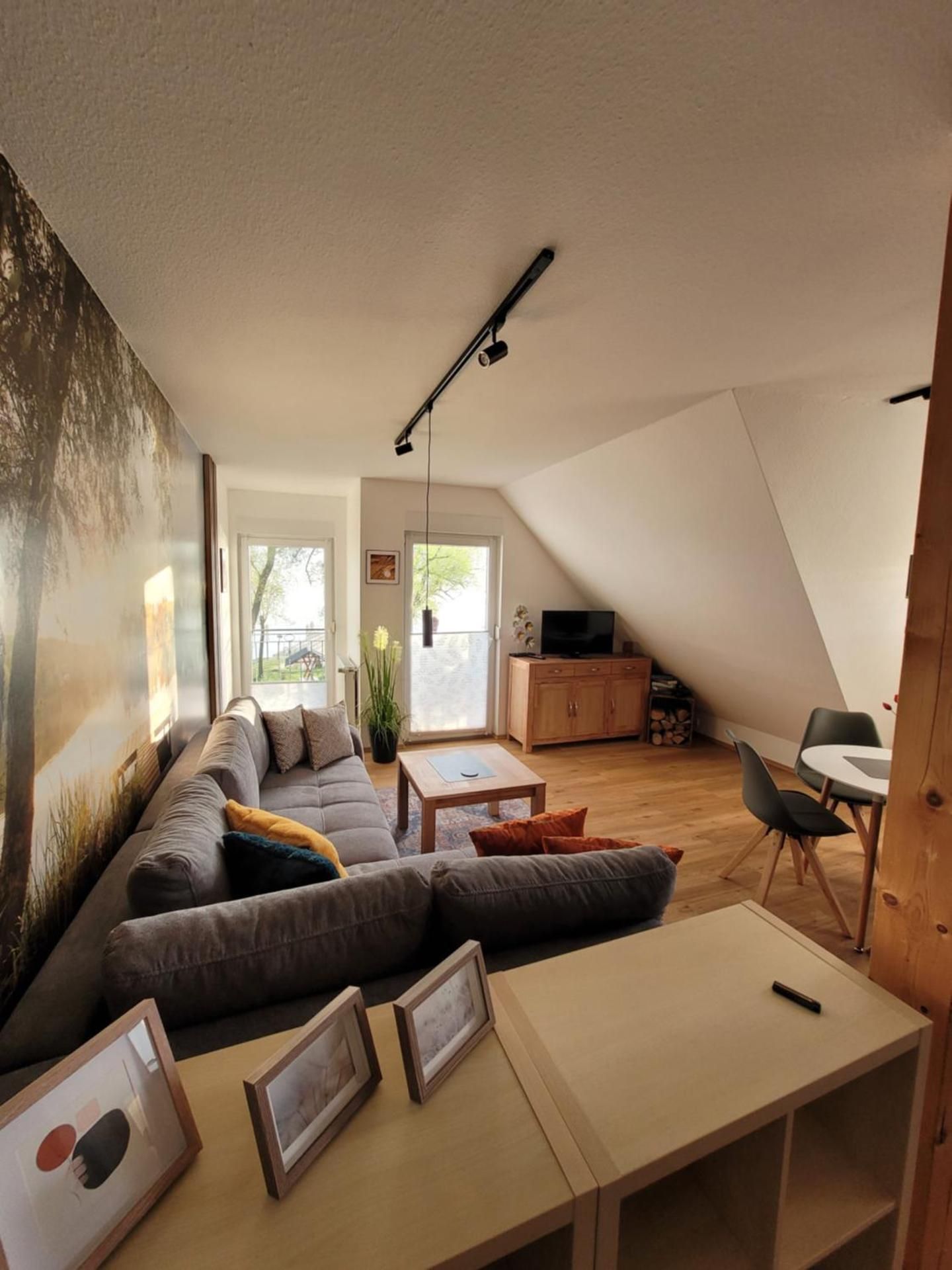 Suite with Lake View