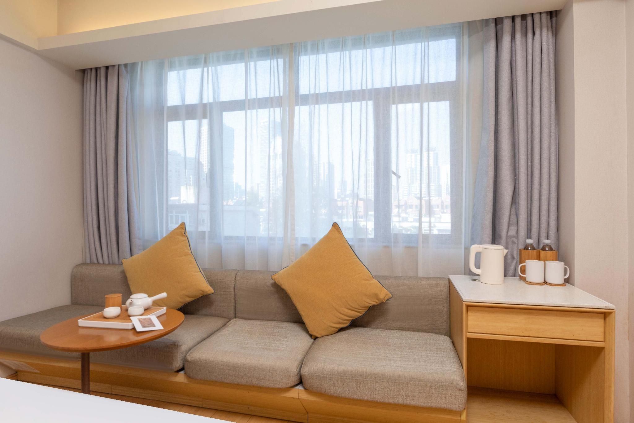 Twin Business Room