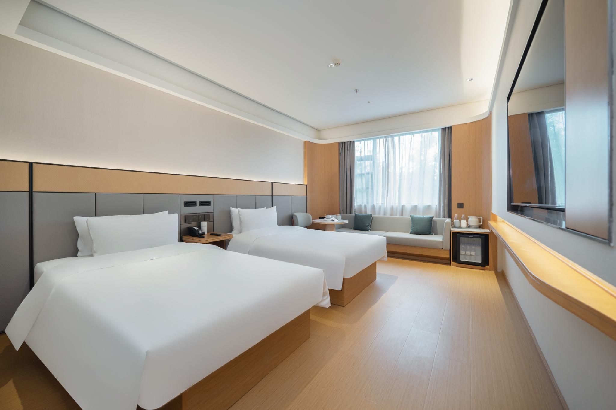 Twin Business Room