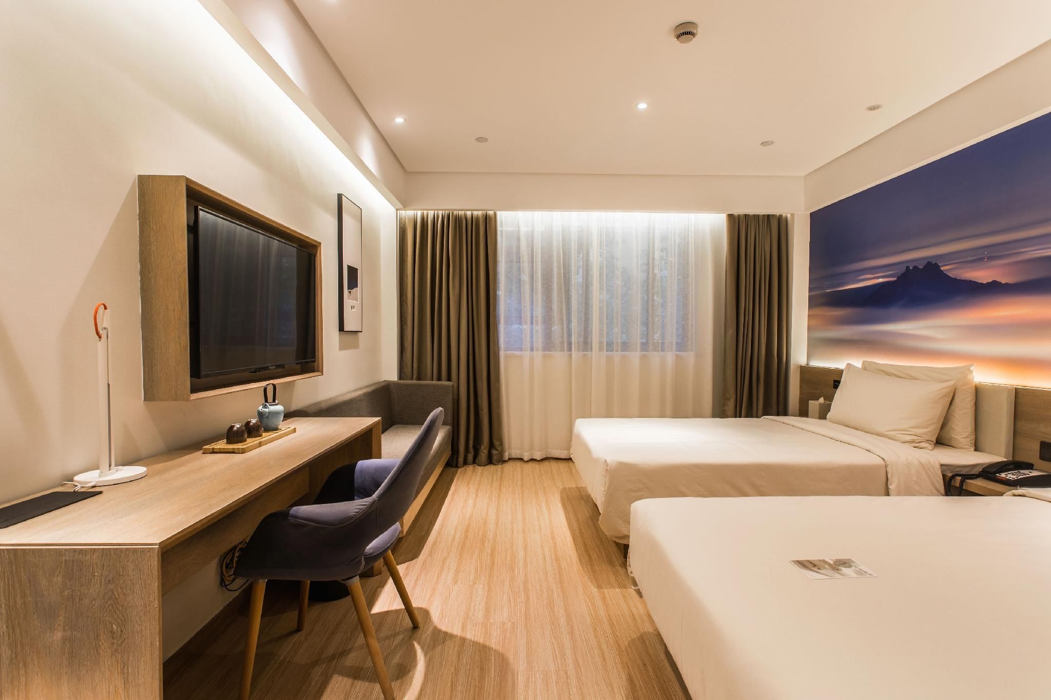Standard Twin Bed Room