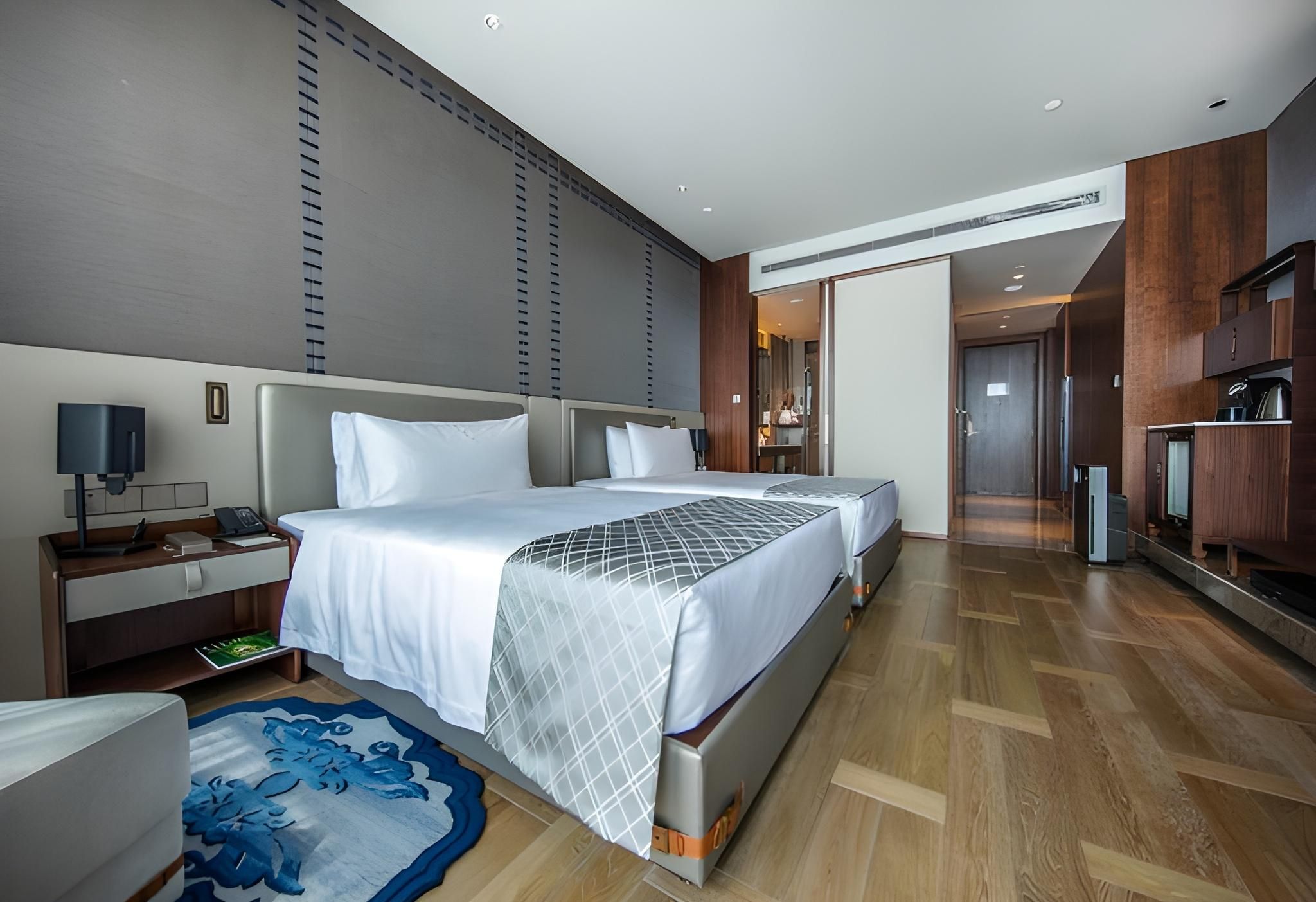 Premier Twin Room