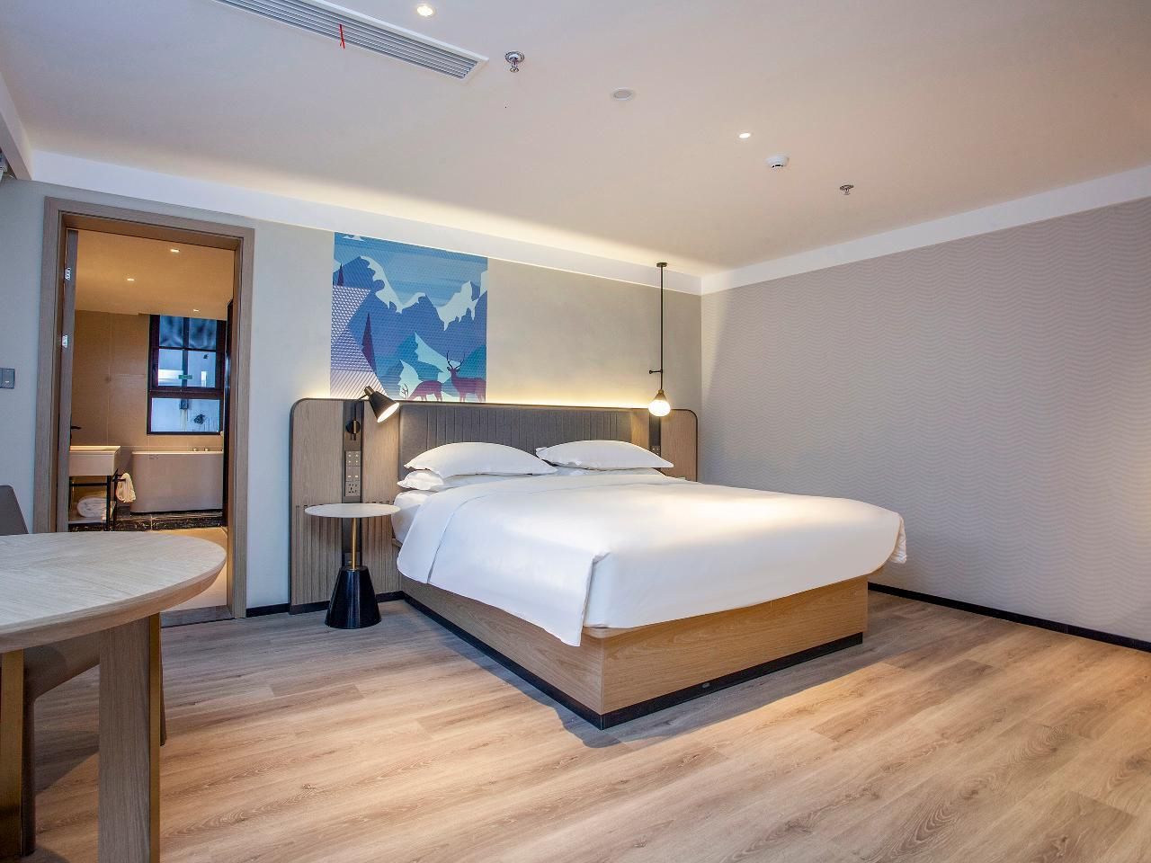 Dossen - Executive Suite