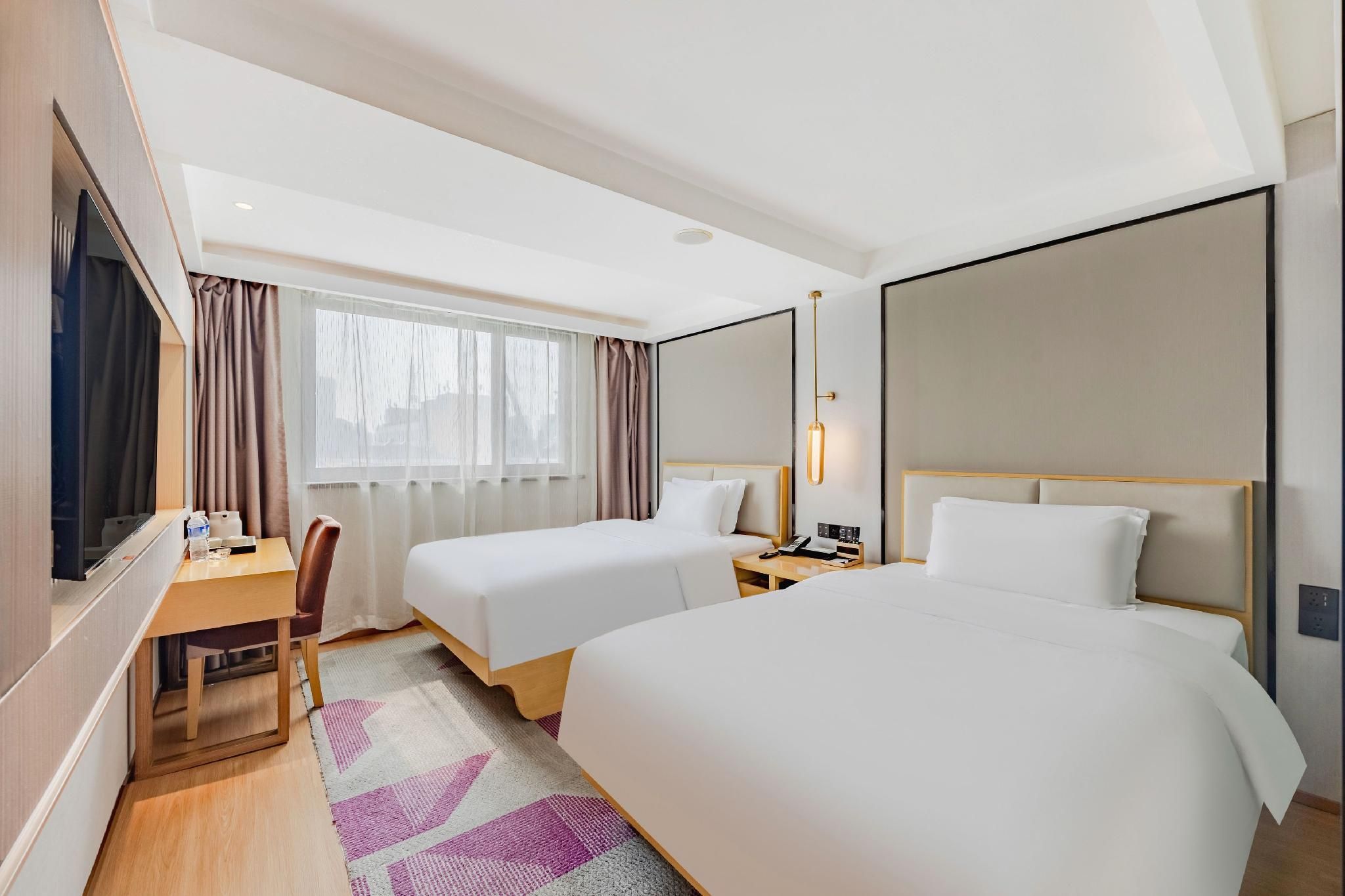 Twin Deluxe Room