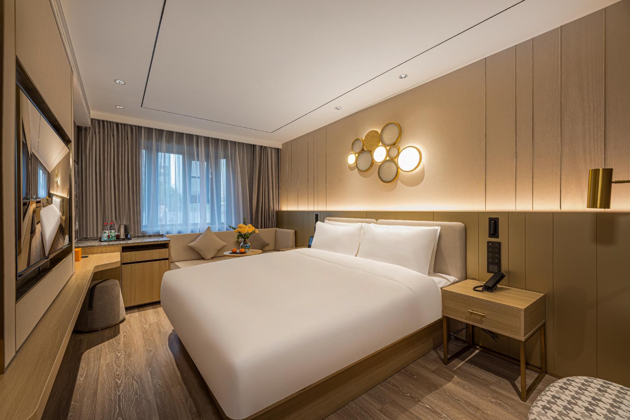 Huazhu - Executive Bed Room