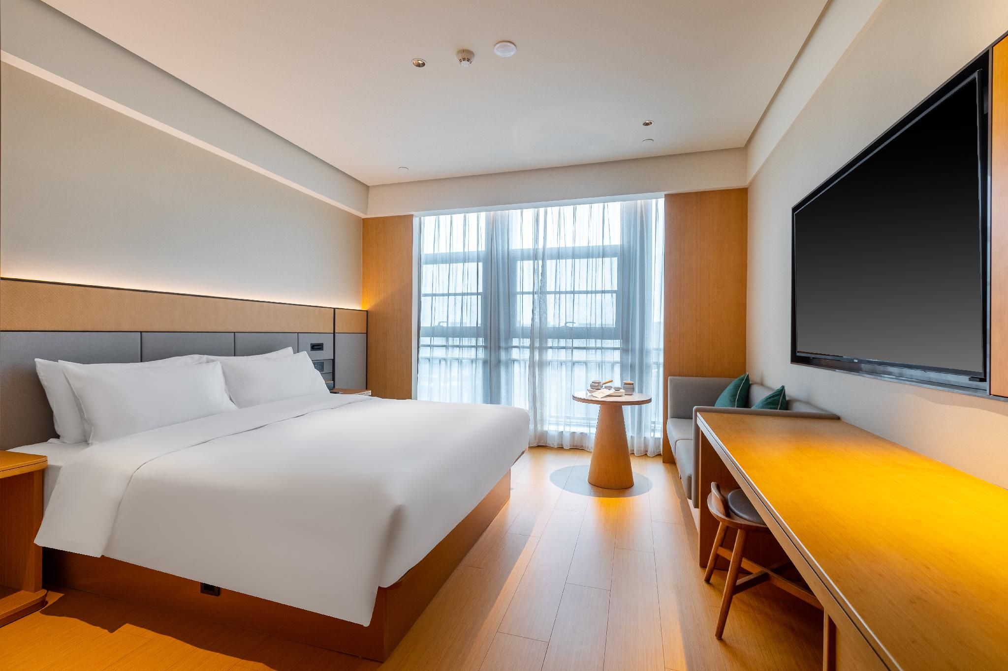 Huazhu - Superior BedRoom