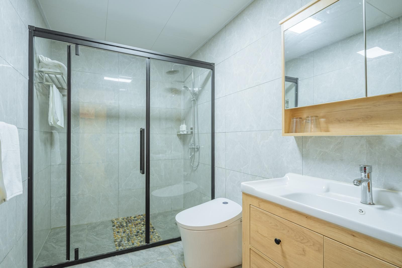 Floral Hotel·Yunshang Hot Spring Hotel King Suite Room 3