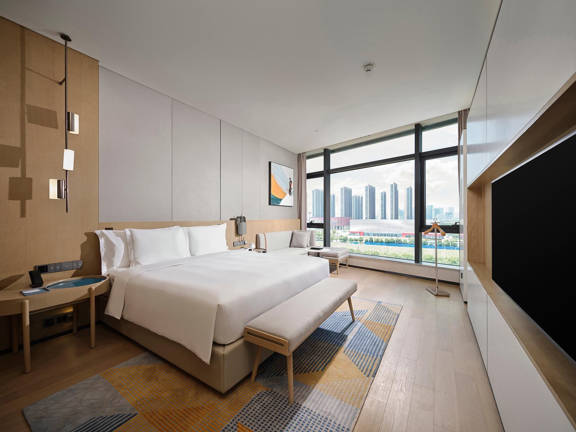 1 Bedroom Suite Football Stadium View