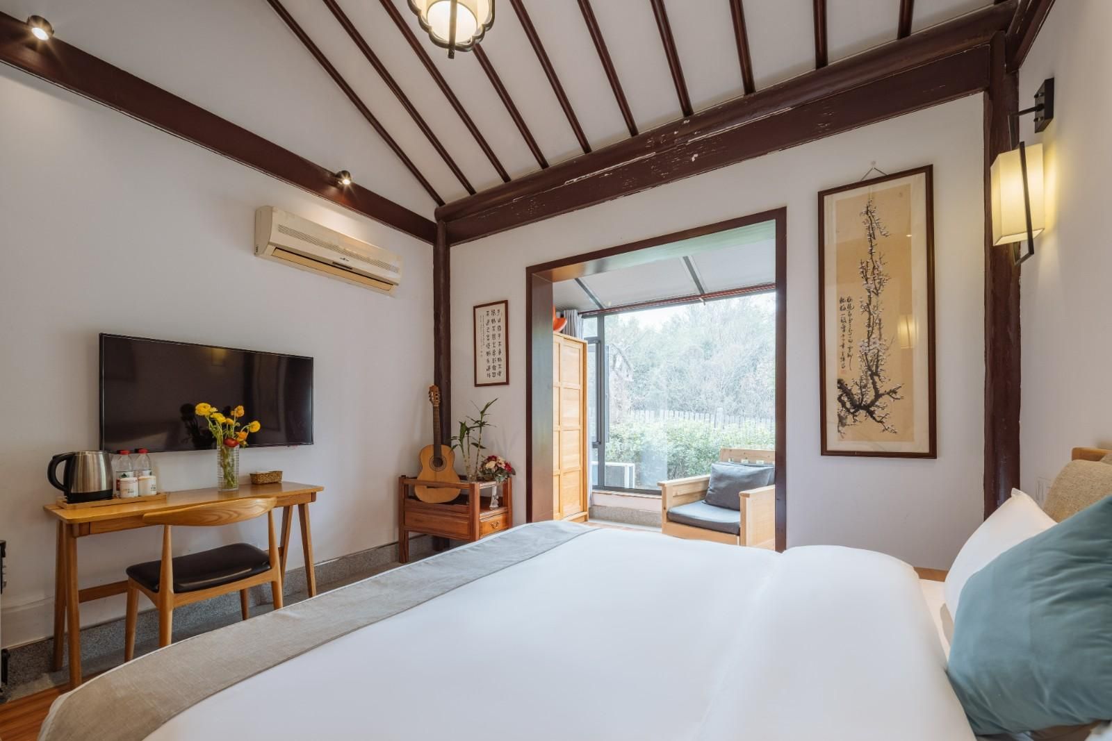 Floral - Mountain View King Room, Qinhuai