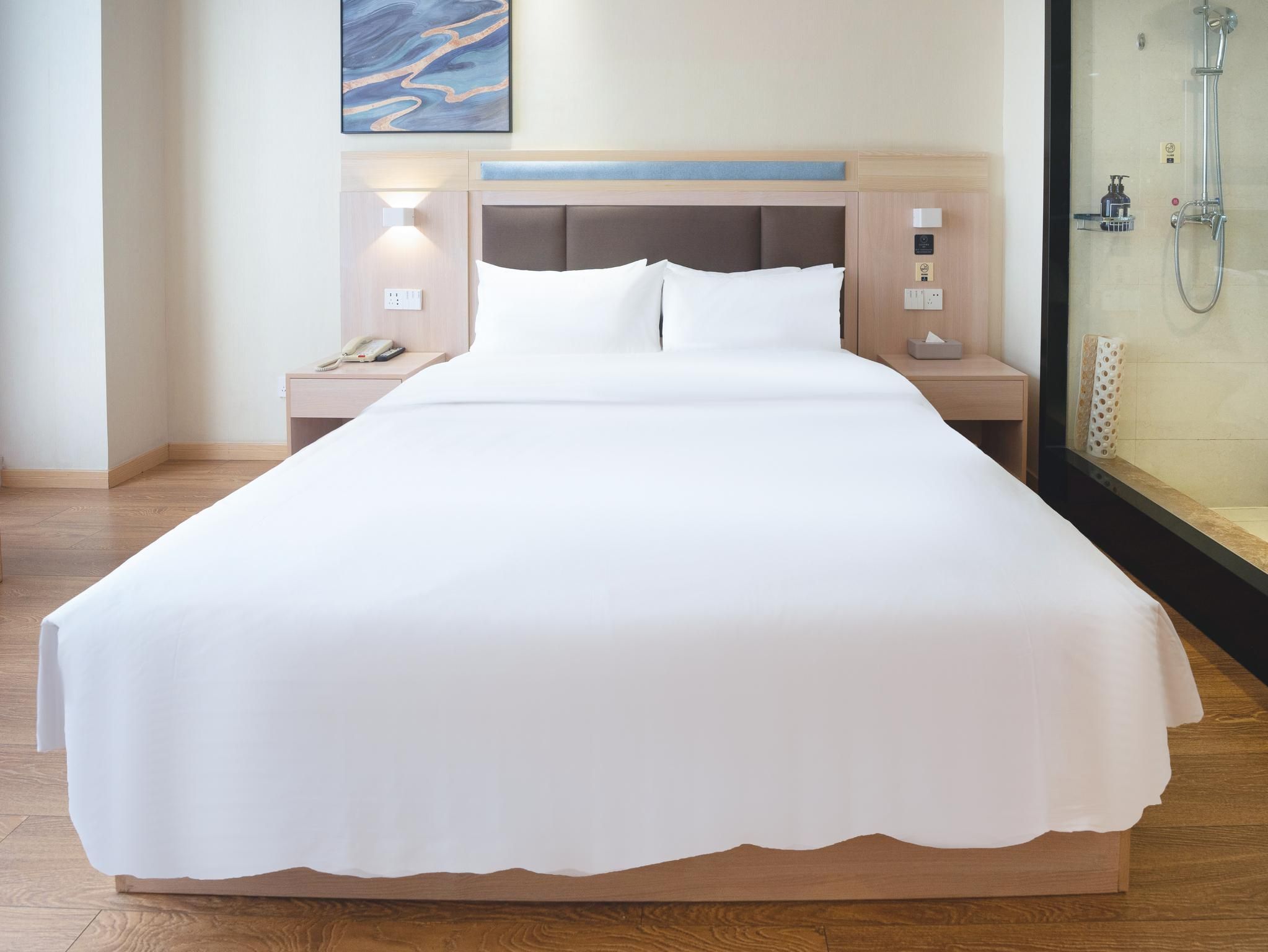 Huazhu - Superior BedRoom