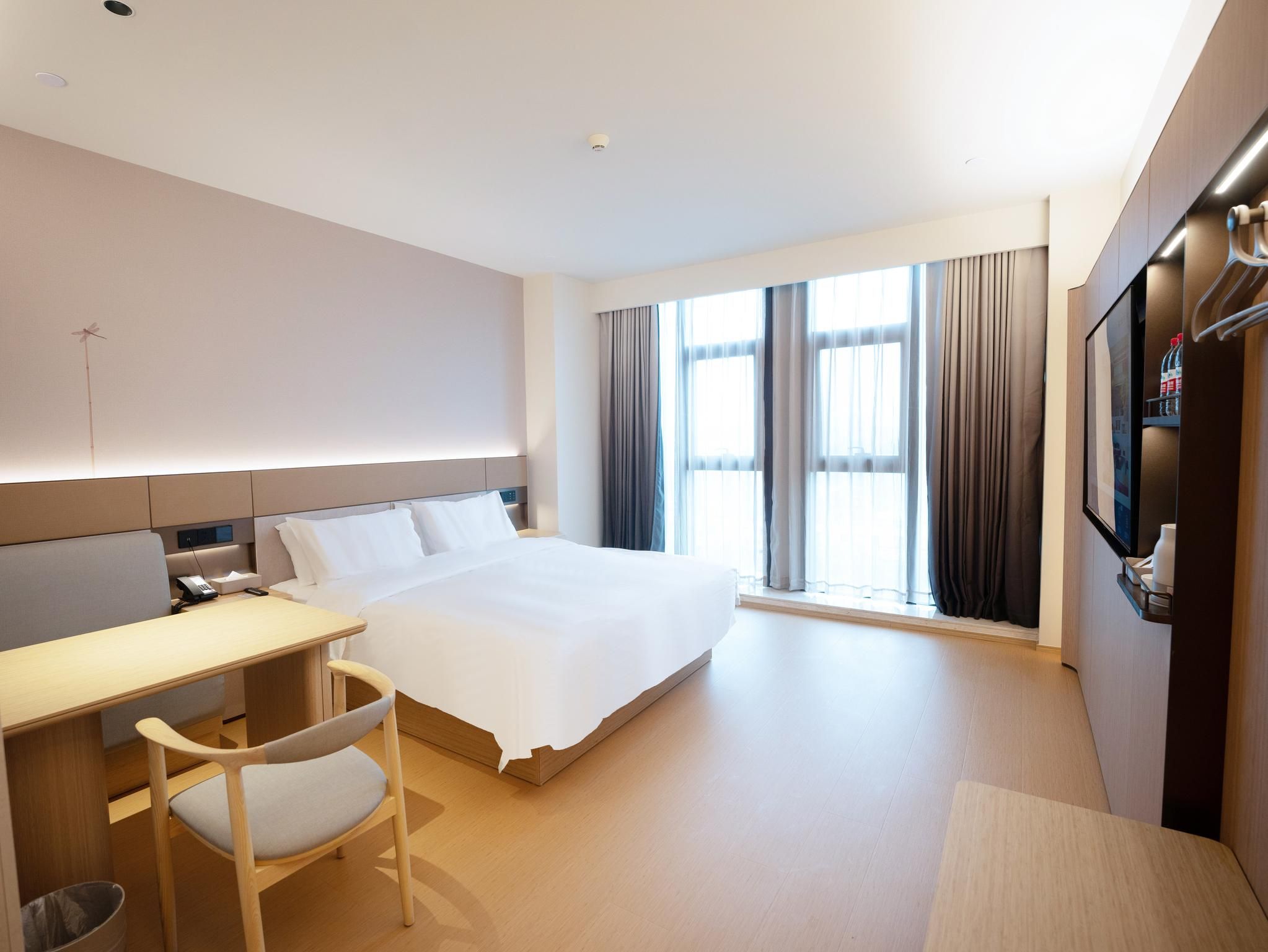 Huazhu - Business Bed Room