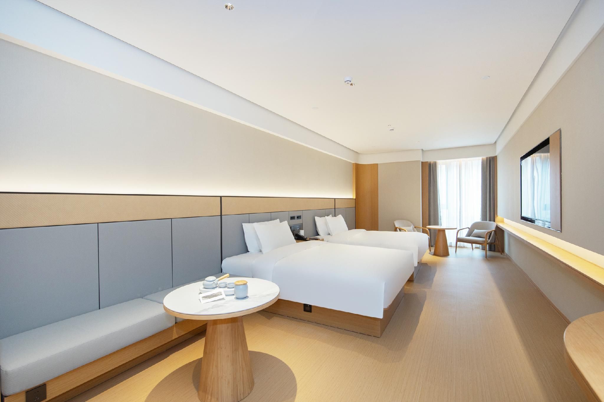Huazhu - Business Twin Room