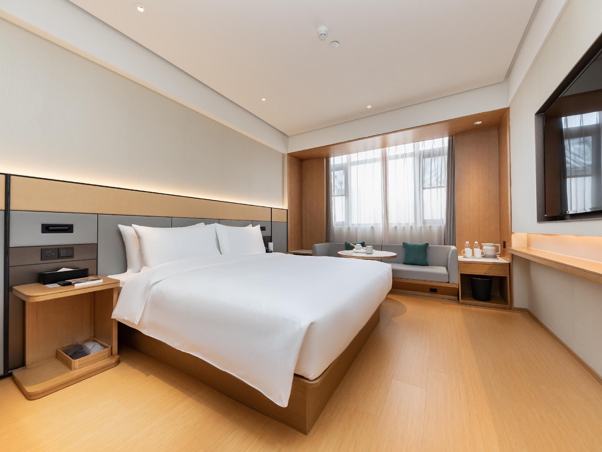 Huazhu - Superior BedRoom