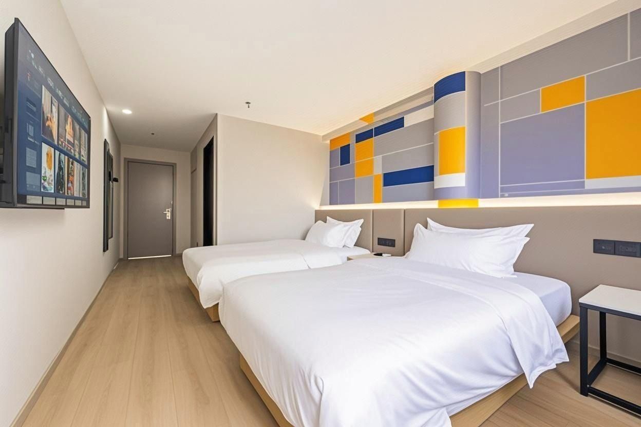 WH - Traditional Bed Room